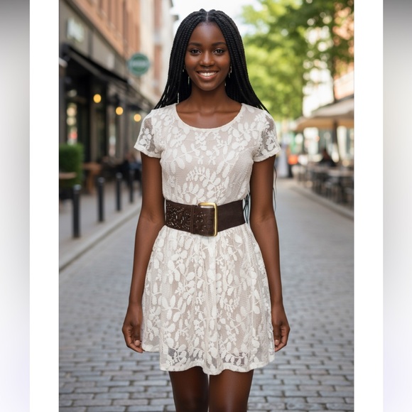 Sequin hearts brand cream lace over tan dress - Picture 2 of 8